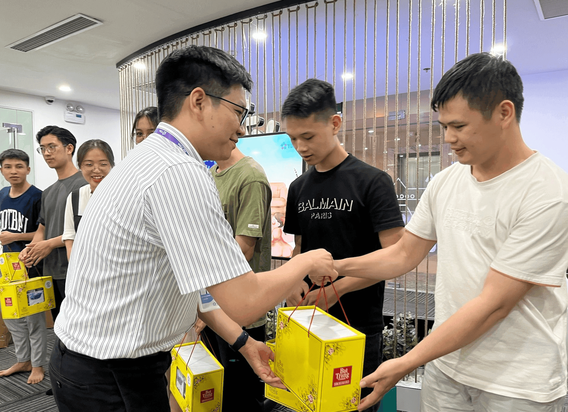 Happy Vietnamese Family Day, June 28, 2023!